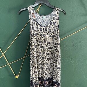 Chic Floral Sleeveless Midi Dress - Black and Cream